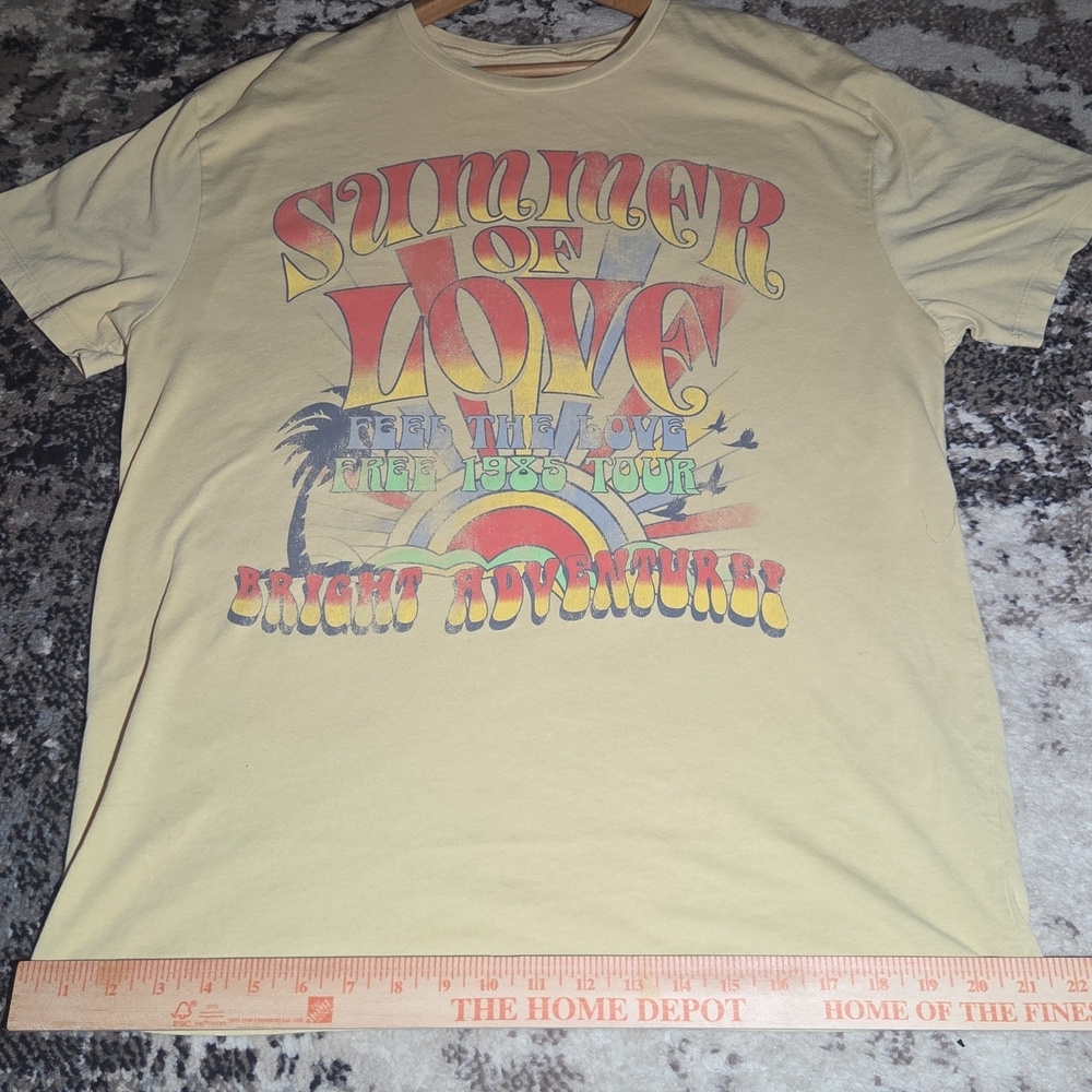 Zoe + Liv Summer of Love 1985 Graphic T-Shirt Yellow Size S/M Boho Retro Tour